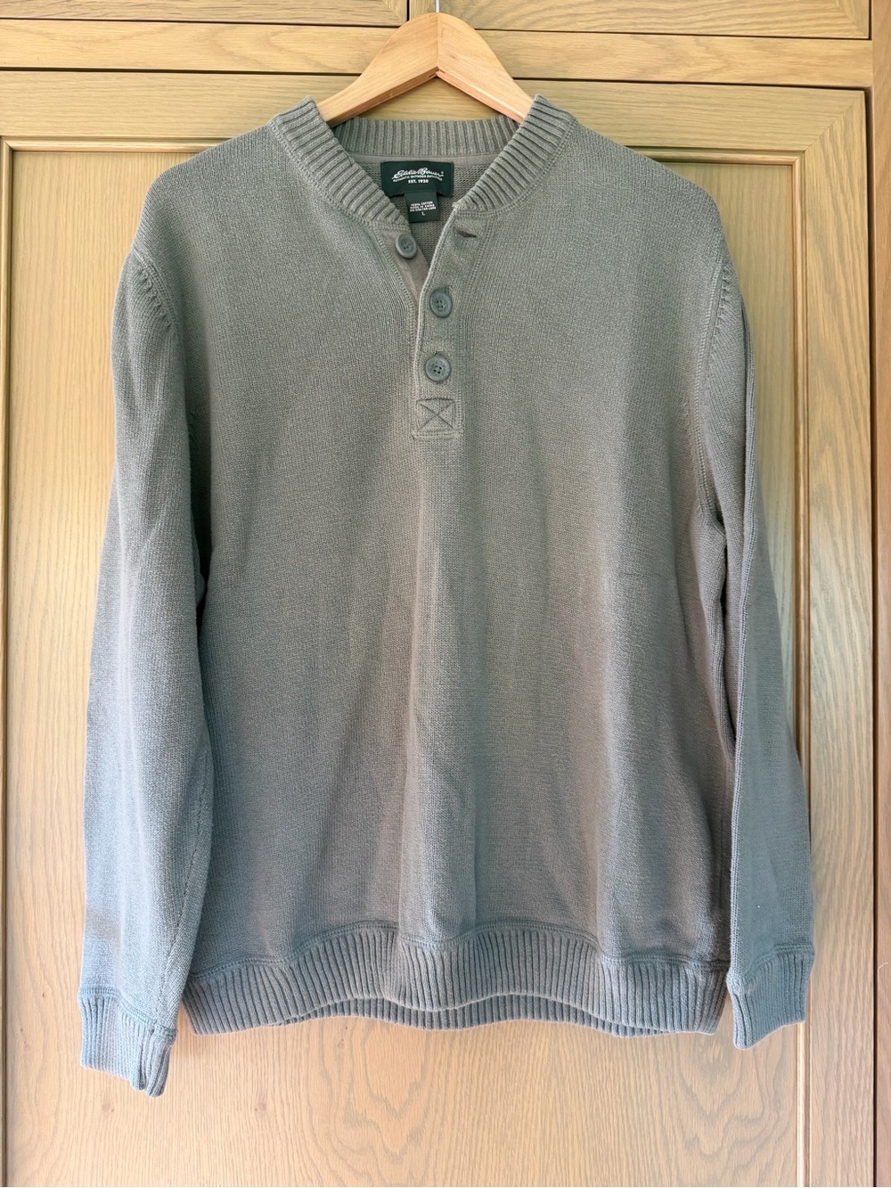 Eddie Bauer Men's Sage Button-Neck Crew Sweater Cotton / Spring '09